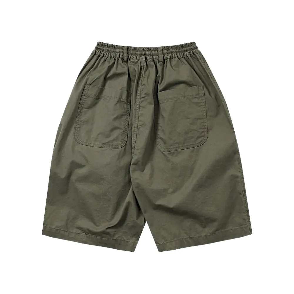 Oversized fit pleated chino short