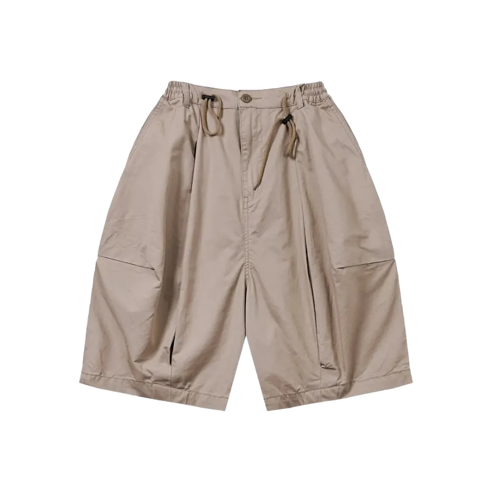 Oversized fit pleated chino short