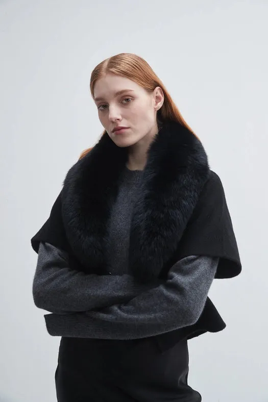 Short-Sleeve Jacket with Fur Collar