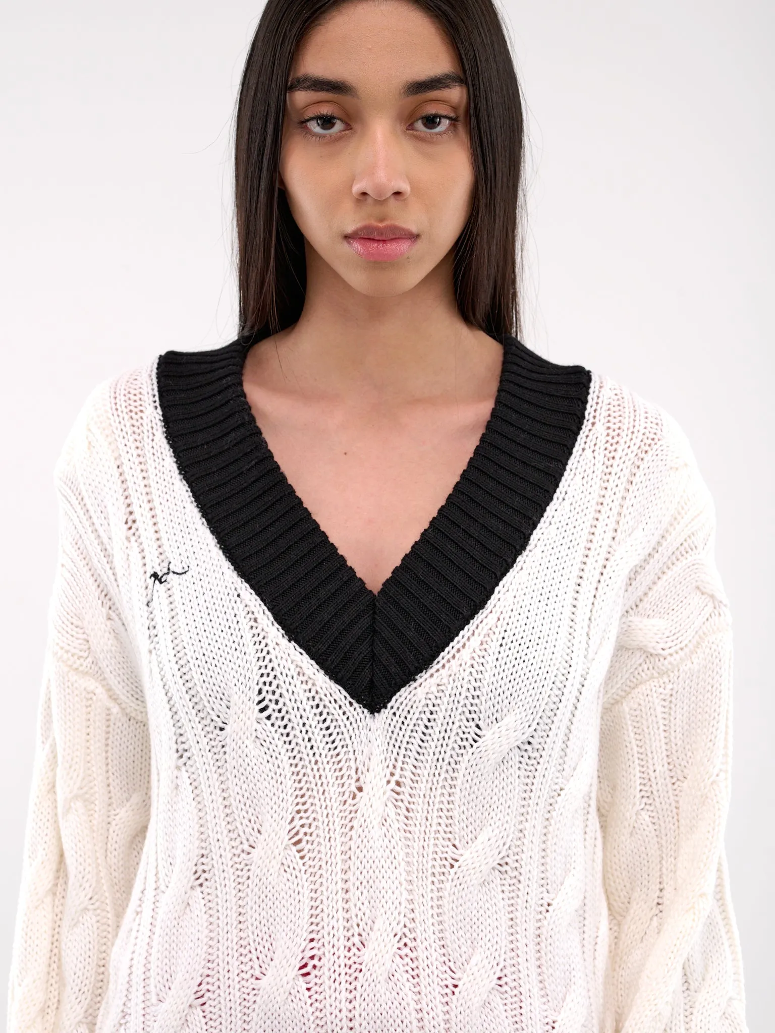 V-Neck Knit Sweater (RR-K043-WHITE-BLACK)
