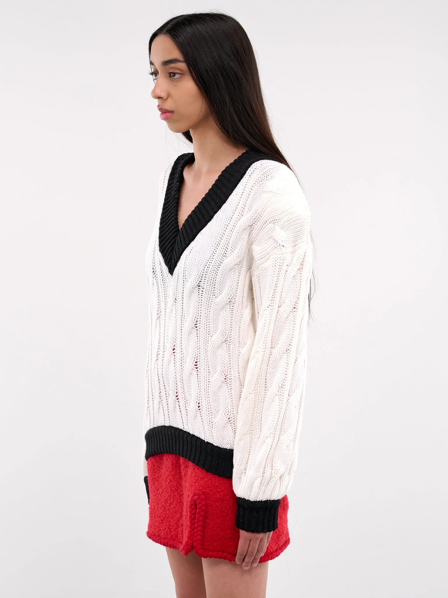 V-Neck Knit Sweater (RR-K043-WHITE-BLACK)