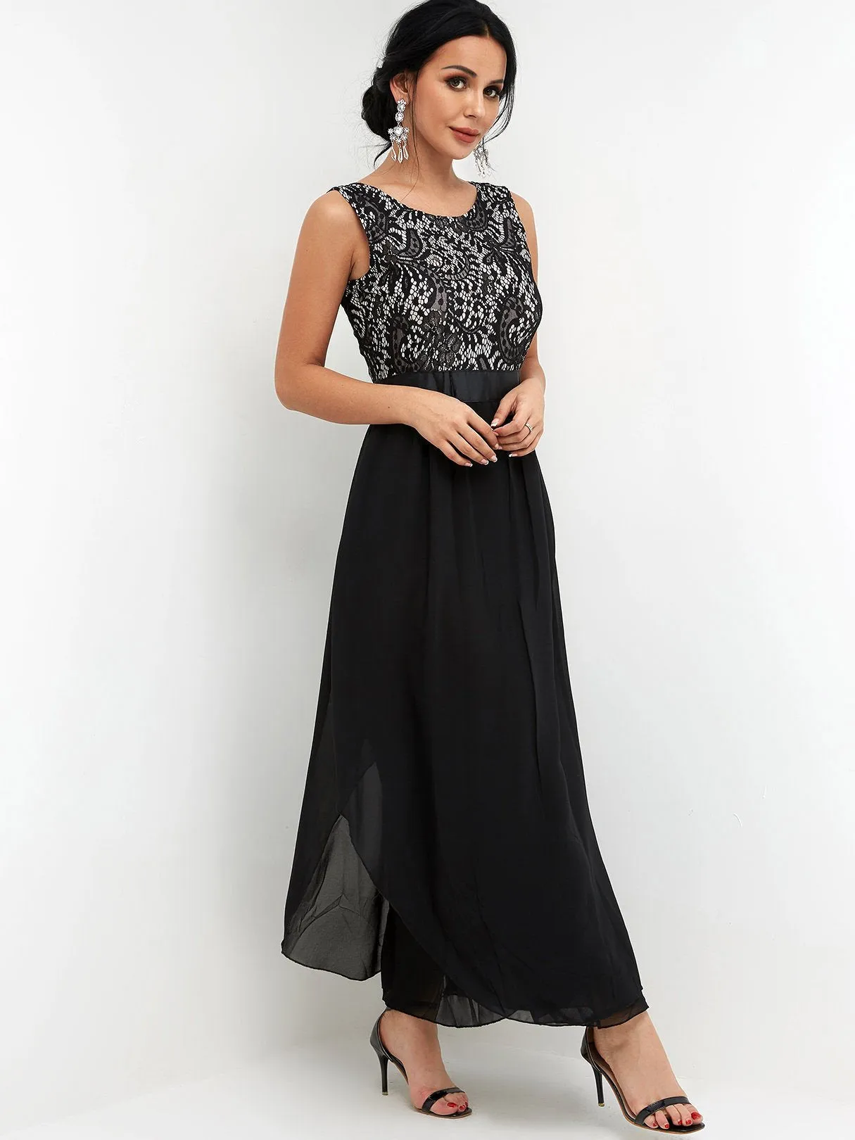 Wholesale Black Round Neck Sleeveless Lace Partially Lined Flounced Hem High-Waisted Maxi Dresses